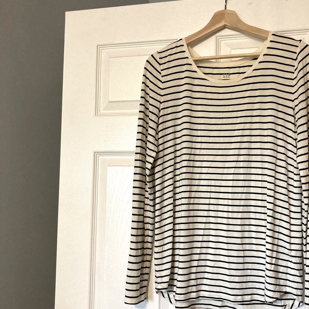 Gap luxe tee